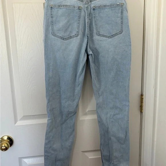 Abercrombie & Fitch Distressed Mom Jeans Size 25/0 - Picture 4 of 4